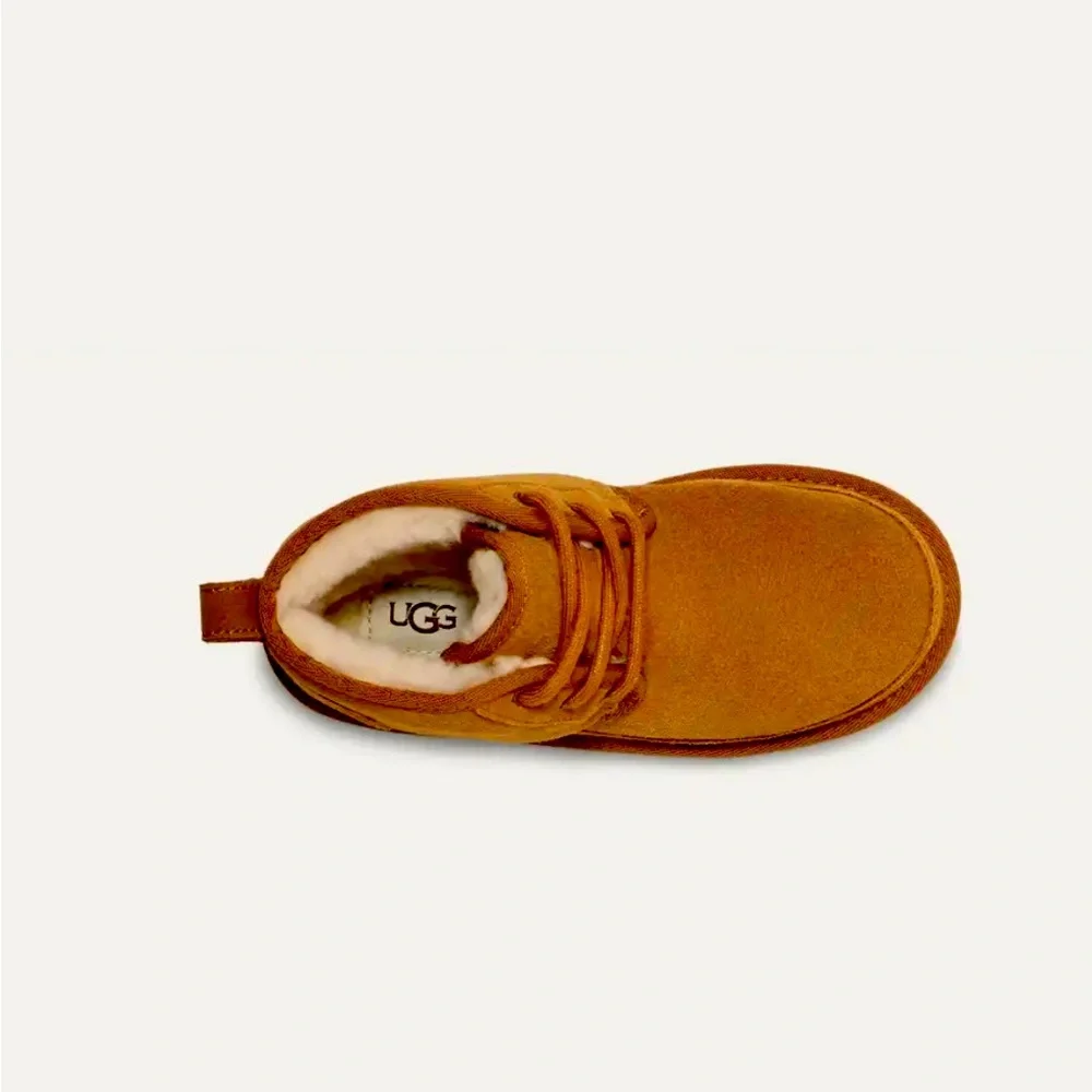 UGG - Picture 6 of 8